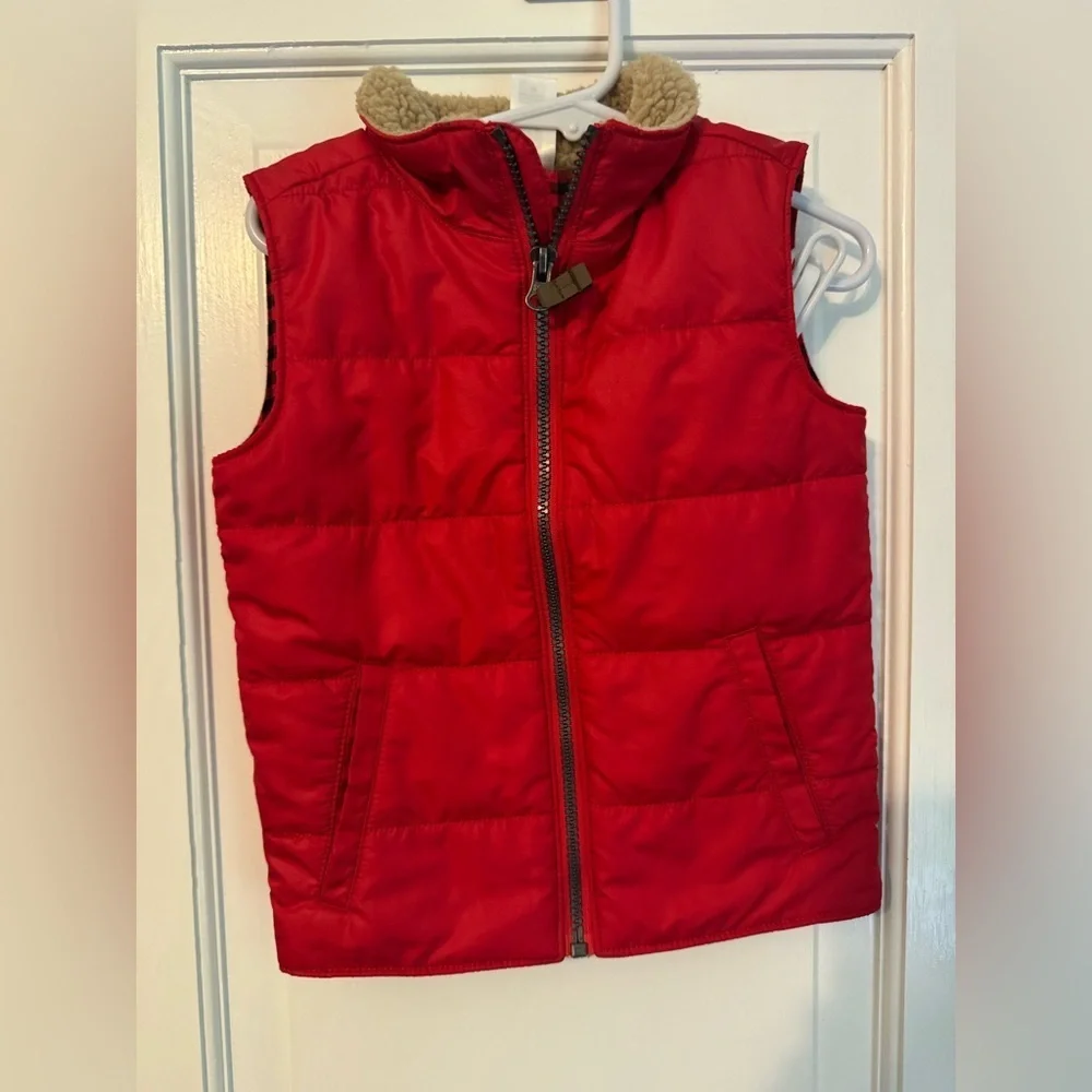 Cutest adorable dapper kids 3T puff best with plaid inside and accebts. Like new